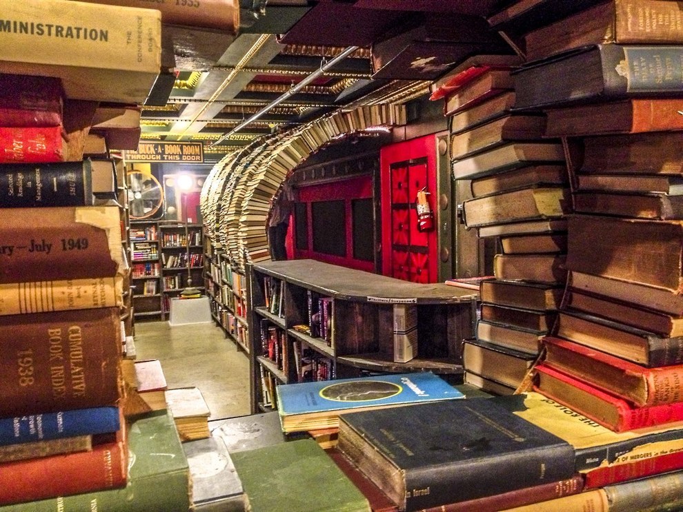 the-last-bookstore-los-angeles